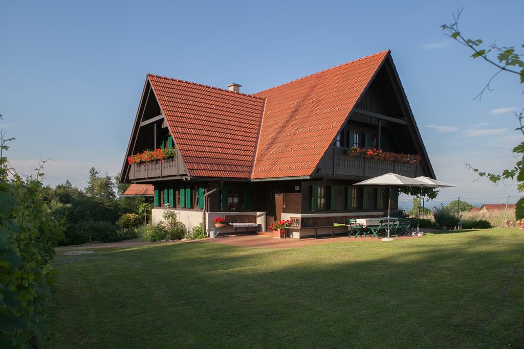 Ferienhaus Neubauer Spielfeld Zewnętrze zdjęcie